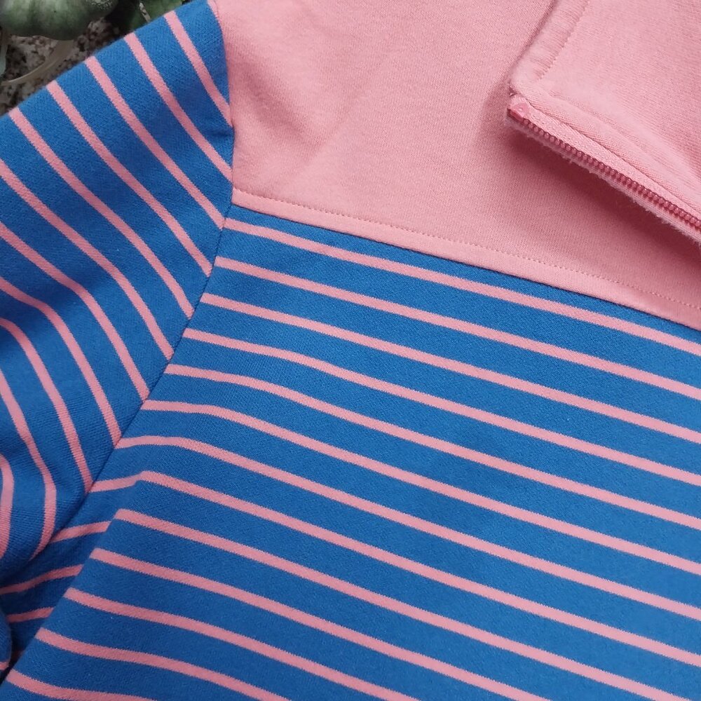 3709 Size Large Crown and Ivy Half Zip Sweatshirt. In Peach and Blue. - Picture 4 of 8